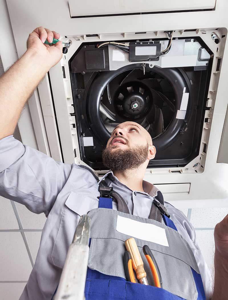 Rieth-Techniker im Eigent&uuml;mer-Service